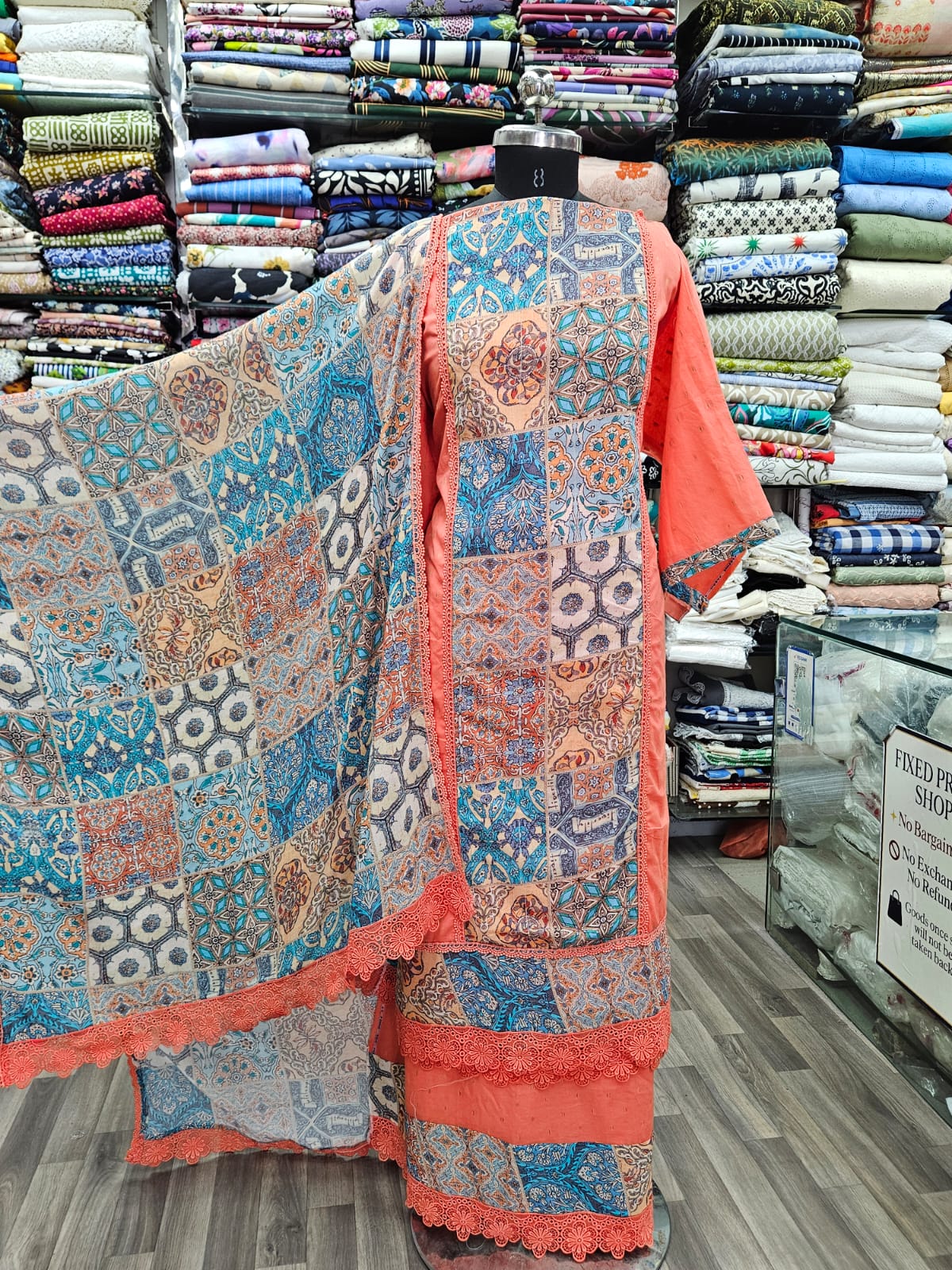 Pure Cotton Lawn Digital Print Suit Set - Image 2